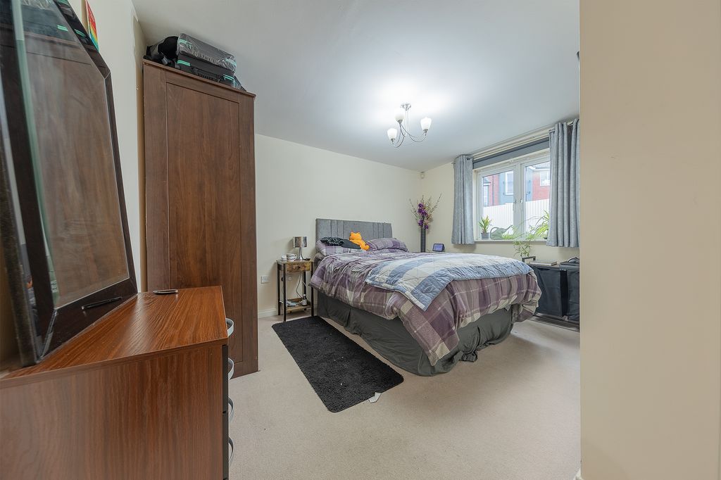 Additional image 8 of 2 bed flat for saleWest Street, Leicester LE9