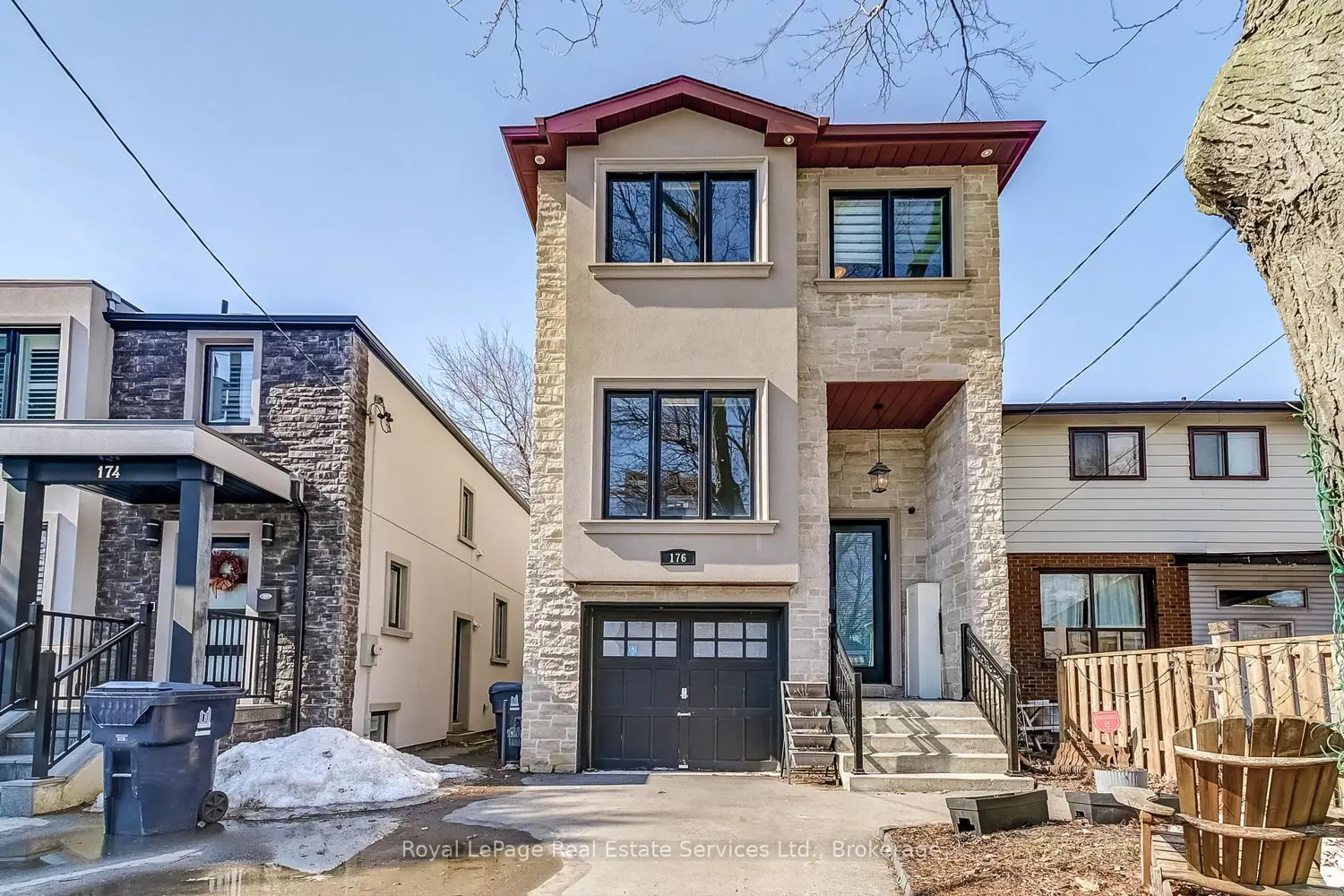 176 Leyton Avenue