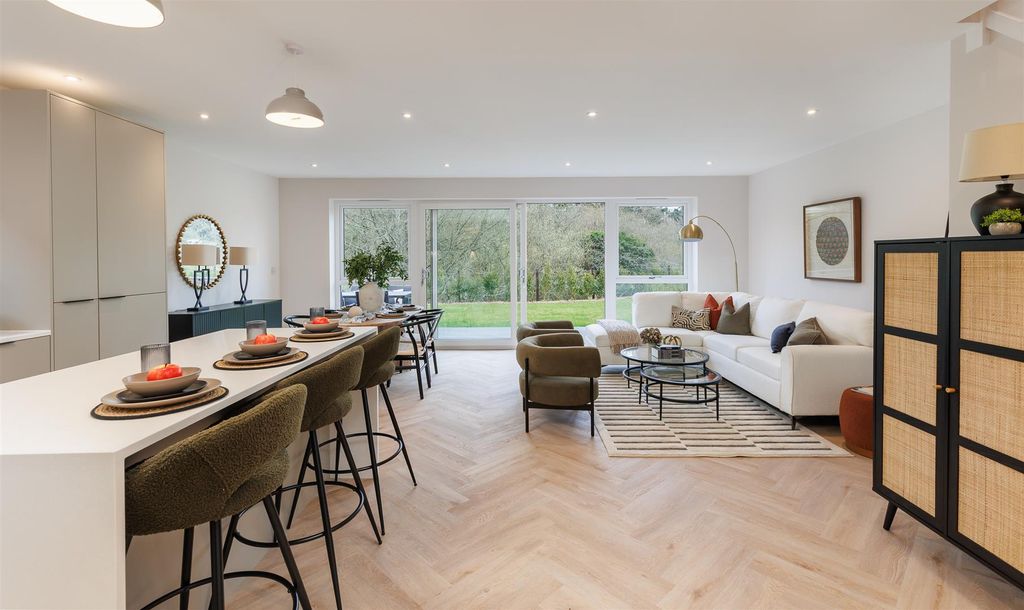 Additional image 11 of 5 bed detached house for saleGatcombe, Isle Of Wight PO30