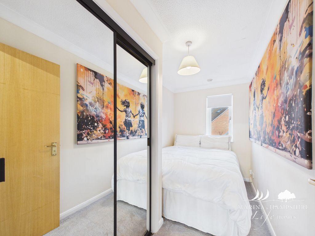 Additional image 18 of 4 bed town house for saleNewlyn Way, Port Solent PO6