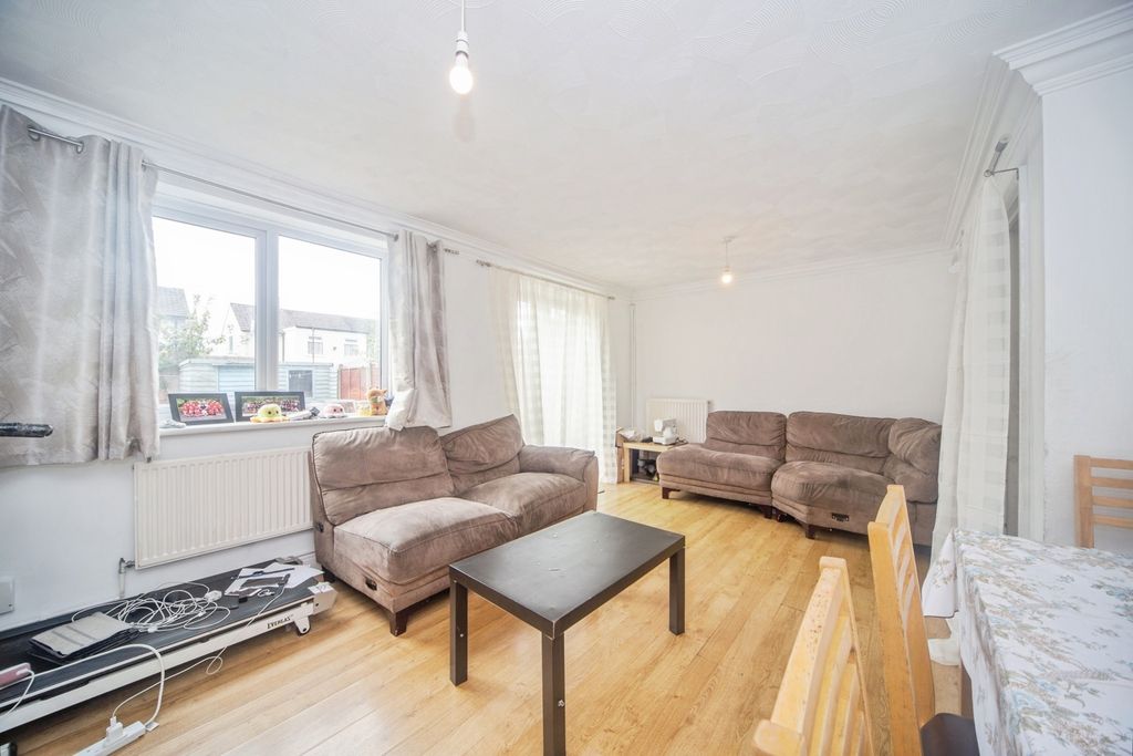 Additional image 8 of 3 bed terraced house for saleWindbury Road, Southampton, Hampshire SO16