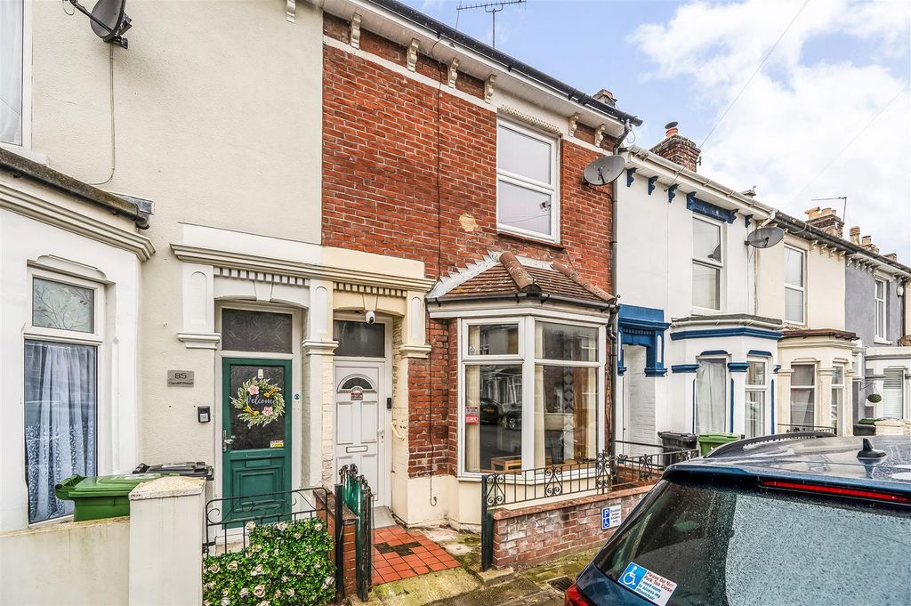 3 bed terraced house for saleCardiff Road, Portsmouth PO2