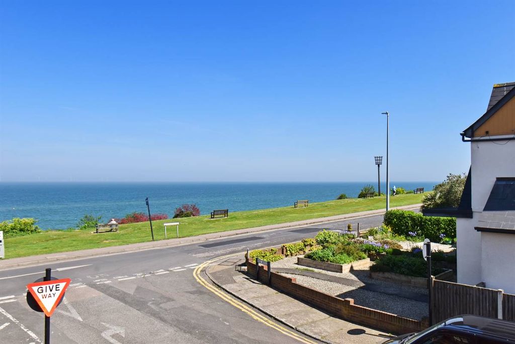 Additional image 3 of 2 bed flat for saleTower Hill, Tankerton, Whitstable CT5