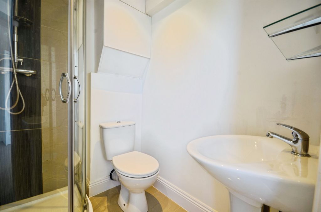 Additional image 9 of 2 bed flat for saleGrosvenor Square, Southampton SO15