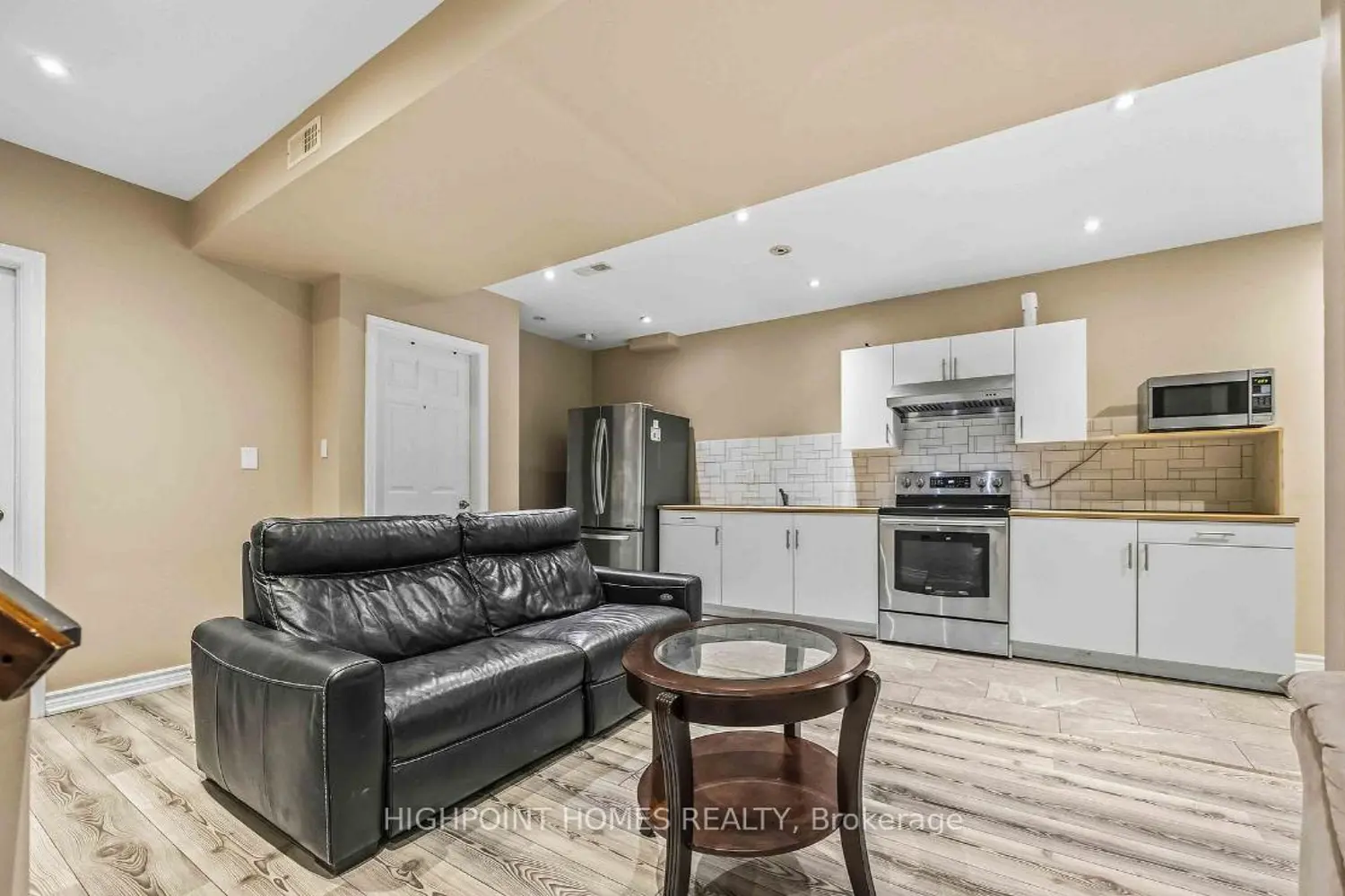 Additional image 10 of 903 Alanbury Crescent