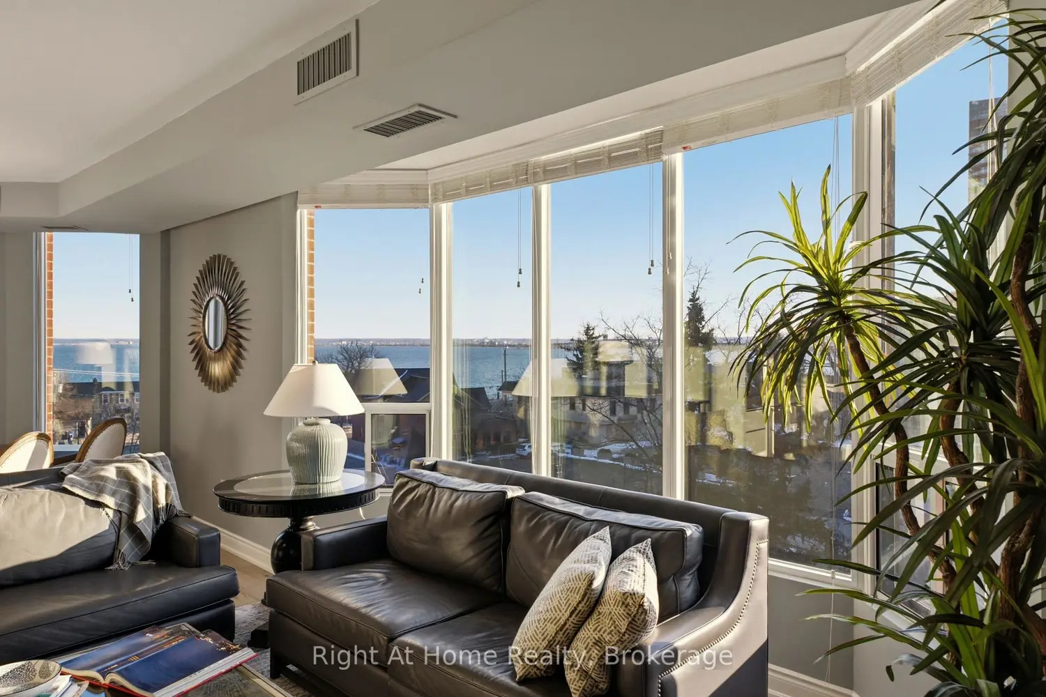 Additional image 7 of 2121 Lakeshore Road 603