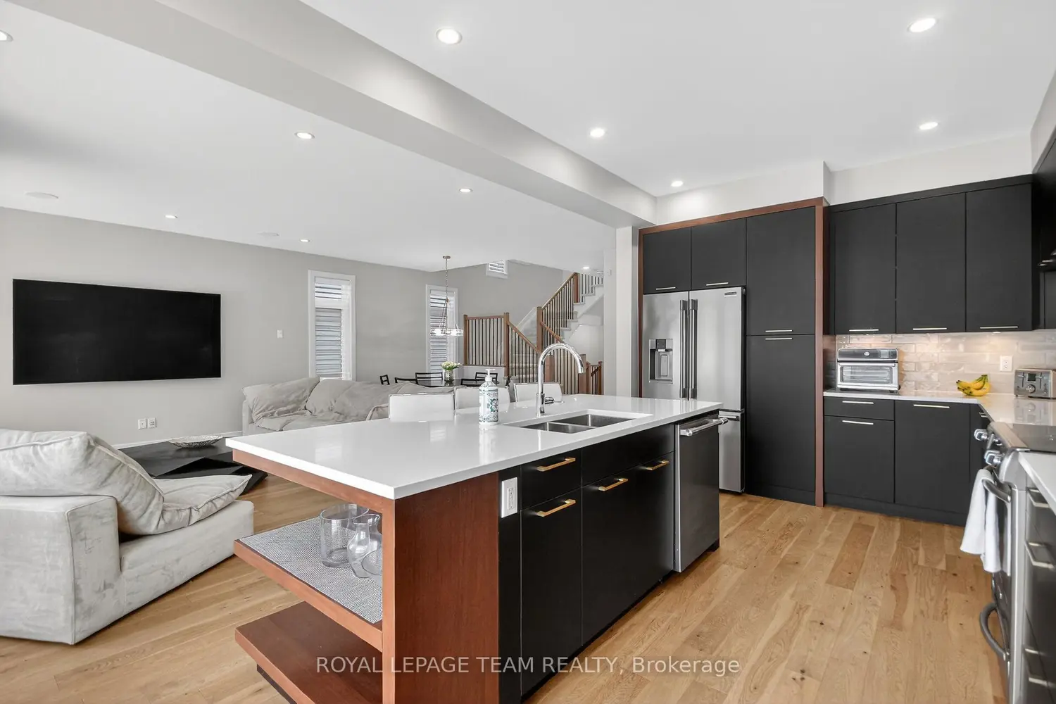 Additional image 3 of 988 Beckton Heights