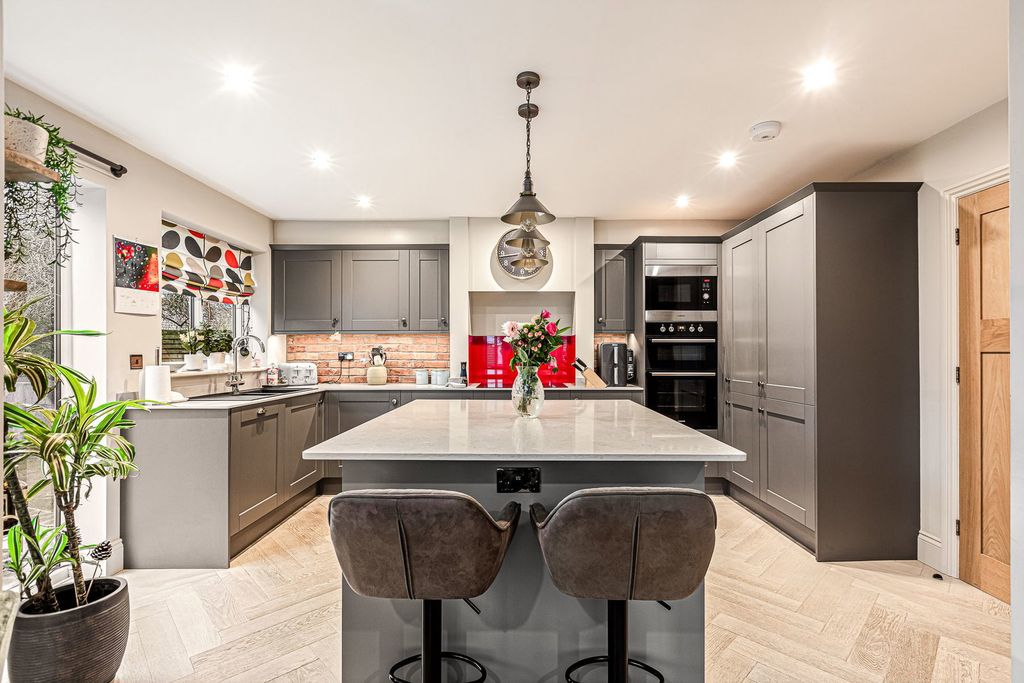 Additional image 6 of 4 bed detached house for saleAvenue Road, Queniborough, Leicester LE7