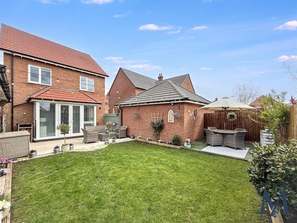 Additional image 24 of 3 bed detached house for saleUsherwood Way, Hugglescote, Coalville LE67