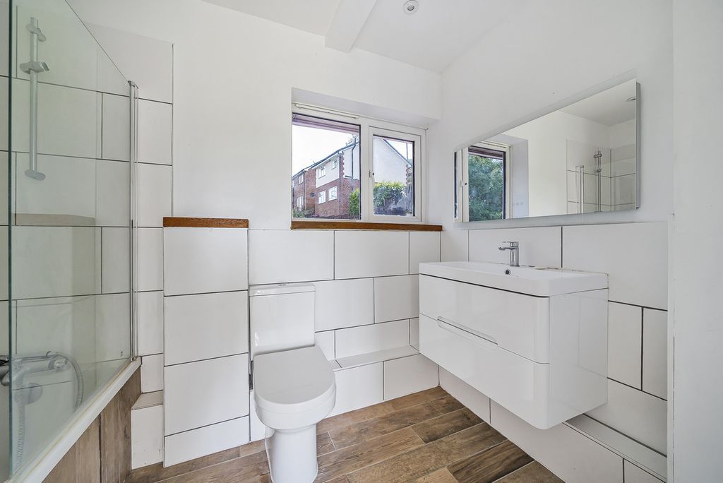 Additional image 11 of 3 bed detached house for saleNew Barn Lane, Whyteleafe CR3