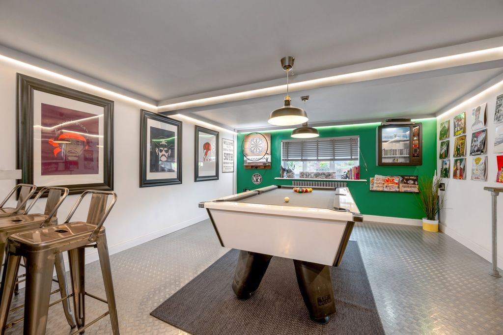 Additional image 9 of 4 bed detached house for salePeckleton Lane, Leicester LE9