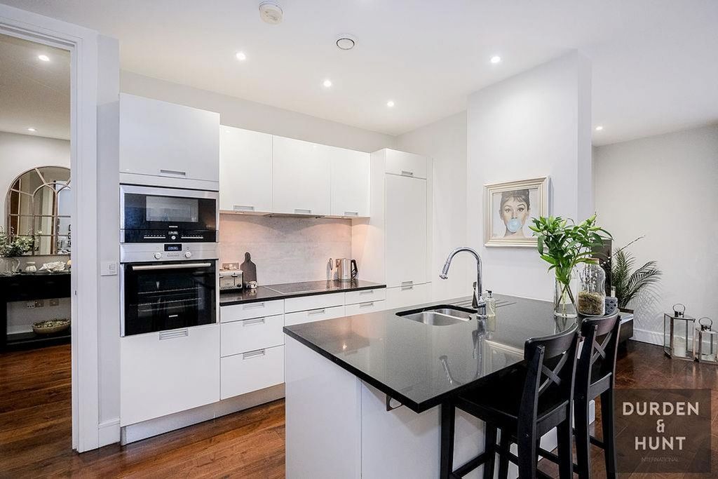Additional image 11 of 2 bed flat for saleWhitehall Road, Woodford Green IG8