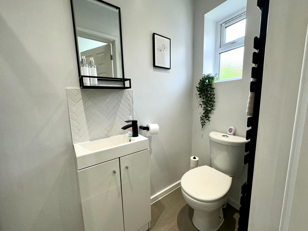 Additional image 10 of 4 bed semi-detached house for saleRosewood Drive, Coppice Farm Estate, Willenhall WV12