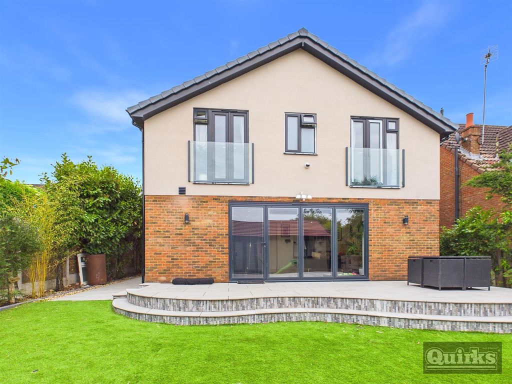 Additional image 20 of 4 bed detached house for saleWick Beech Avenue, Wickford SS11