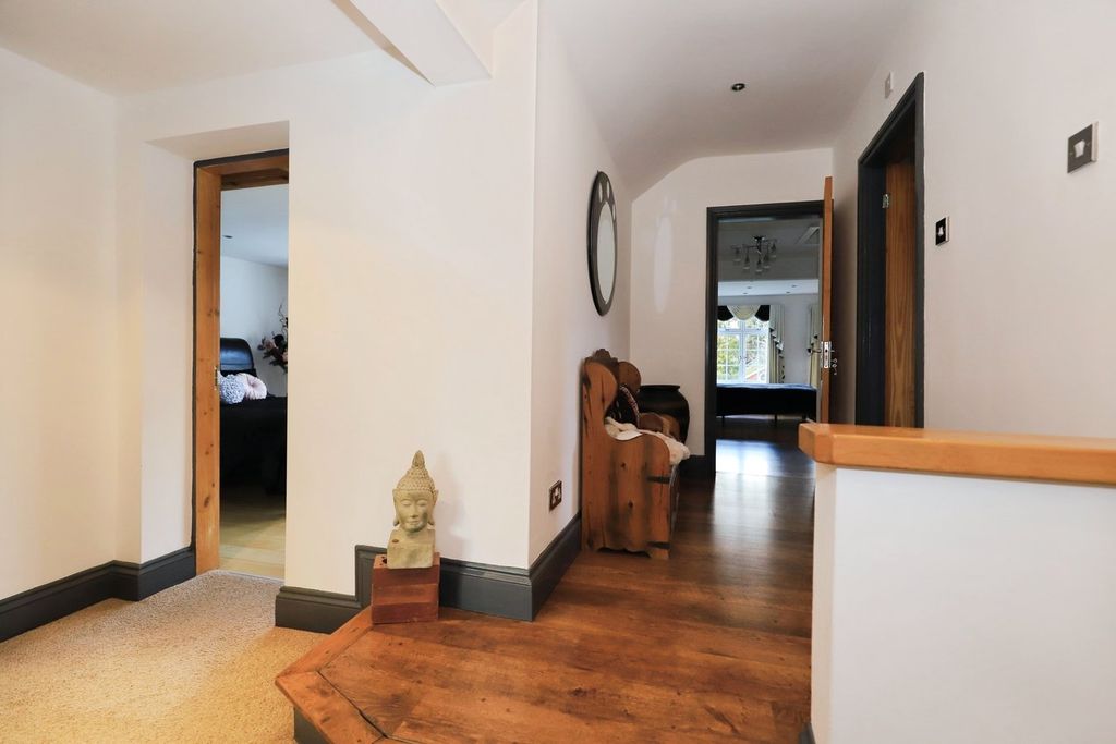 Additional image 15 of 4 bed detached house for saleStourbridge Road, Wolverhampton WV4