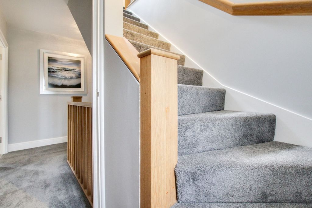 Additional image 18 of 5 bed detached house for saleSwan Lane, Wickford SS11
