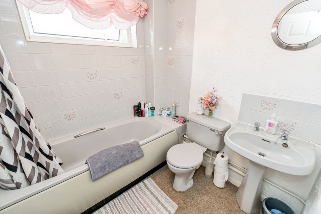 Additional image 14 of 3 bed terraced house for salePuffin Close, Southampton, Hampshire SO16