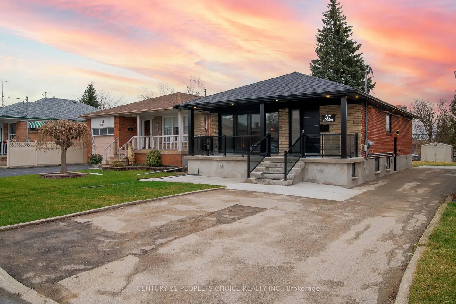 37 Bentworth Avenue