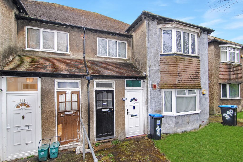 2 bed maisonette for saleGodstone Road, Whyteleafe CR3