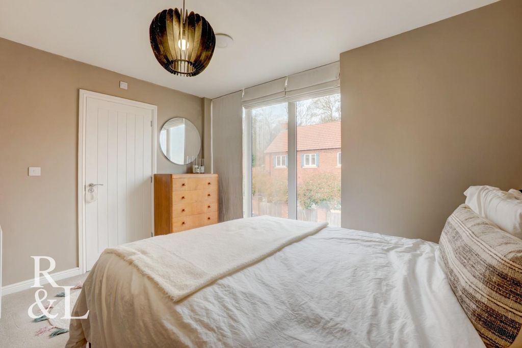 Additional image 13 of 3 bed semi-detached house for salePoplar Close, Overseal DE12
