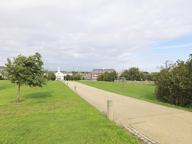 Additional image 17 of 2 bed flat for saleBeaumont Drive, Worcester Park KT4