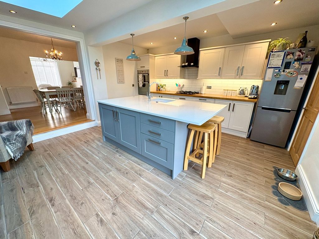 Additional image 10 of 3 bed semi-detached house for salePetersfield, Croft, Leicester LE9