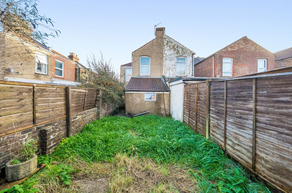 Additional image 10 of 4 bed end terrace house for saleHarold Road, Southsea, Hampshire PO4