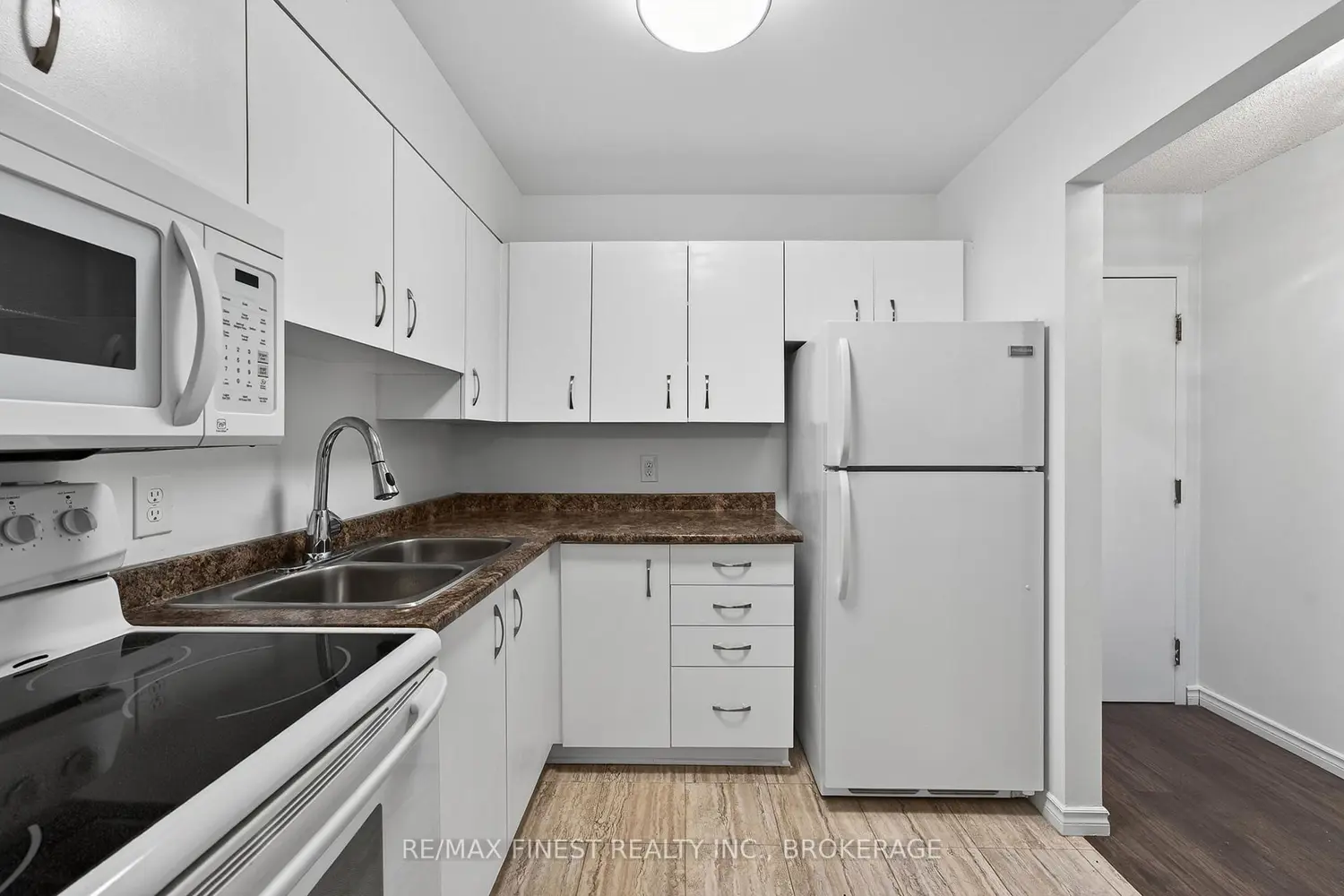 Additional image 8 of 316 Kingsdale Avenue 311