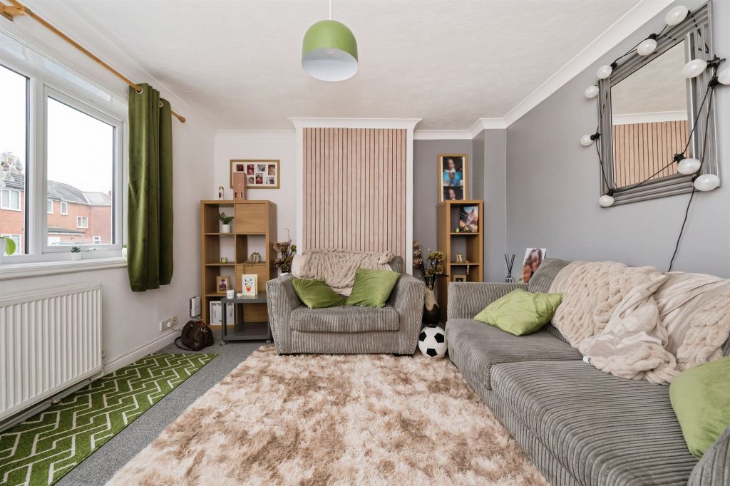 Additional image 3 of 2 bed semi-detached house for saleFreshfield Square, Southampton SO15
