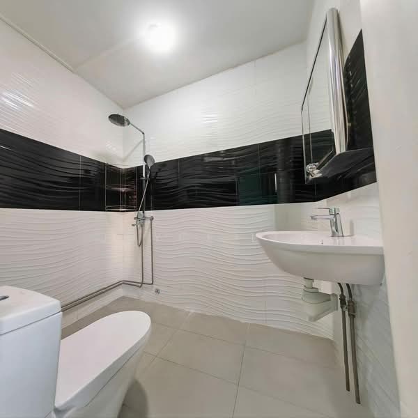 Additional image 9 of 626 Choa Chu Kang Street 62