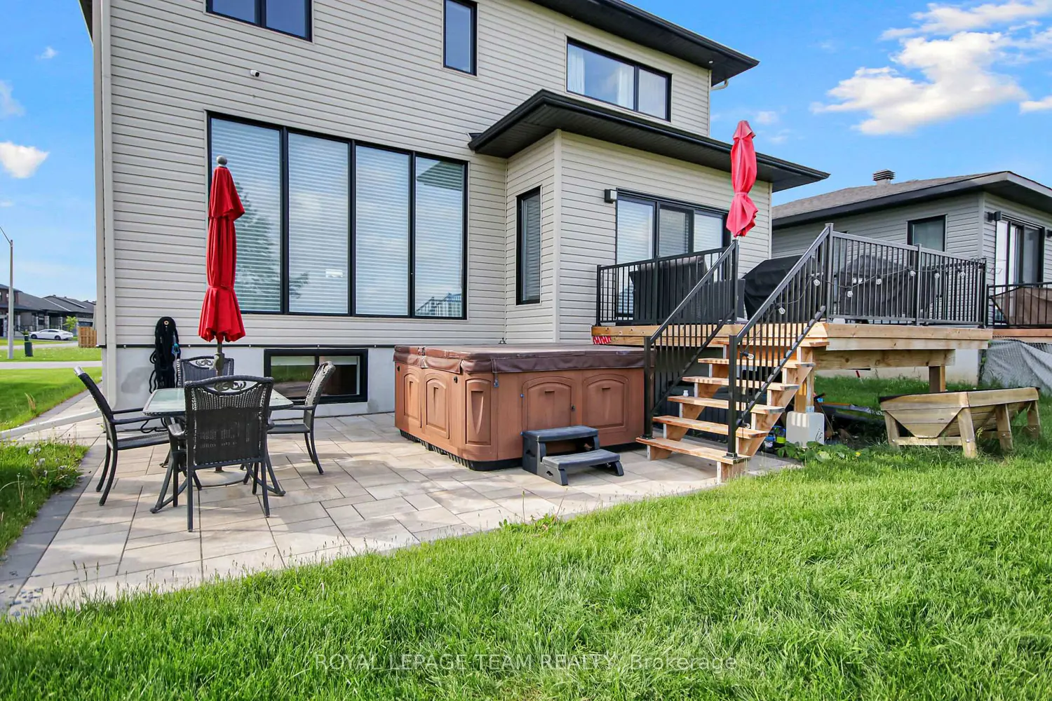 Additional image 9 of 504 Barrage Street
