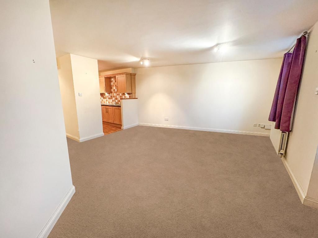 Additional image 4 of 2 bed flat for saleWell Lane, Rothwell NN14