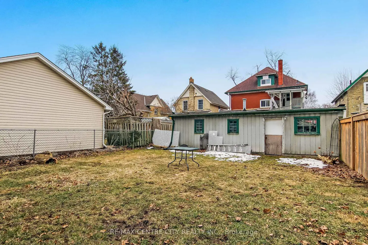 Additional image 19 of 92 Forest Avenue
