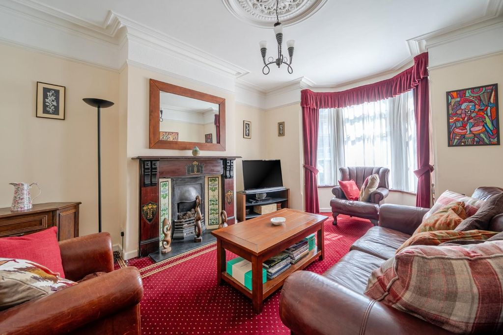 Additional image 5 of 3 bed property for saleOphir Road, Portsmouth PO2