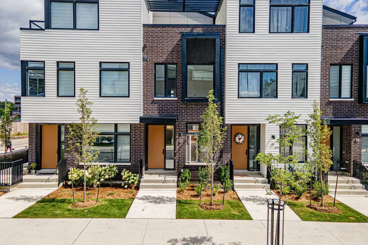 Additional image 2 of 15 Lou Parsons Way 21