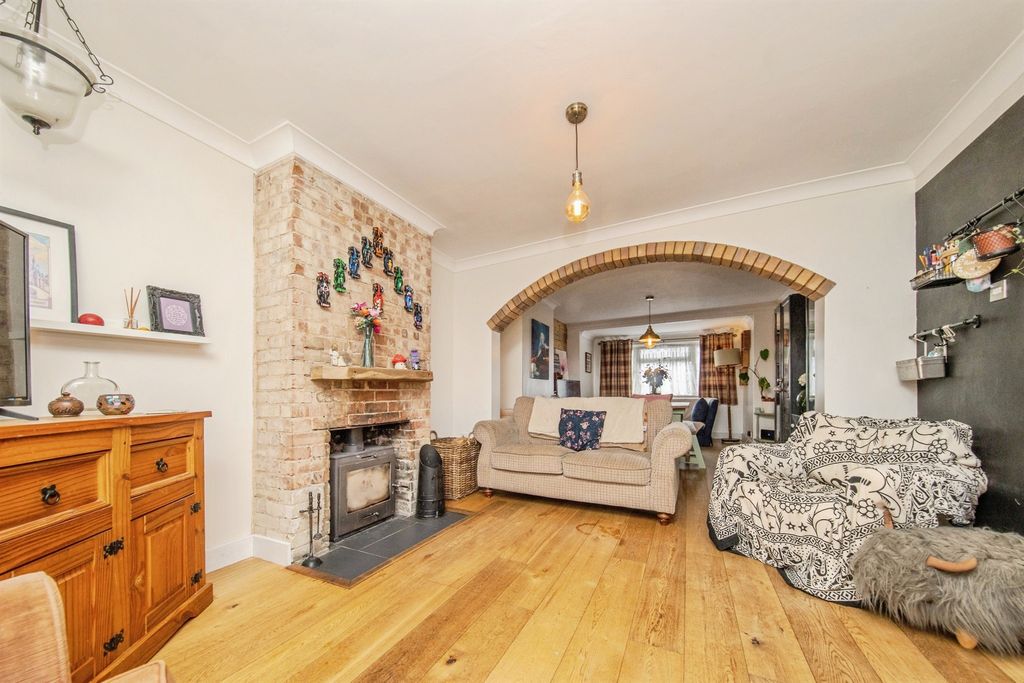 Additional image 17 of 4 bed semi-detached house for saleGrove Road, Woodbridge IP12