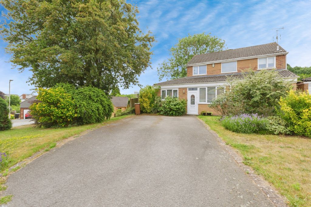 3 bed detached house for saleRichmond Close, Leicester LE9