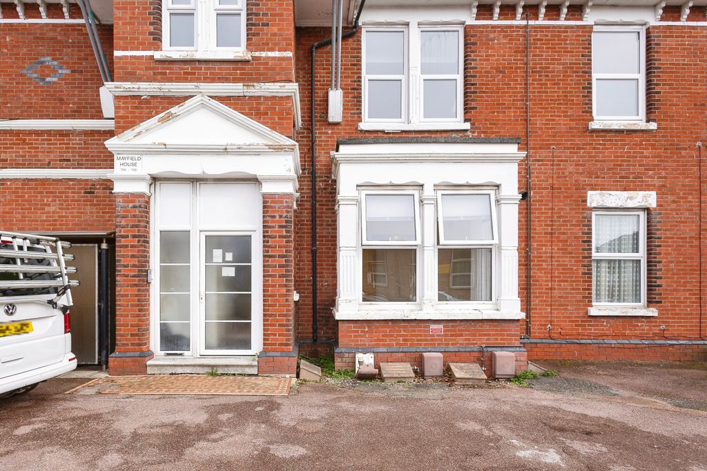 Additional image 16 of 1 bed flat for sale196-198 London Road, Portsmouth PO2
