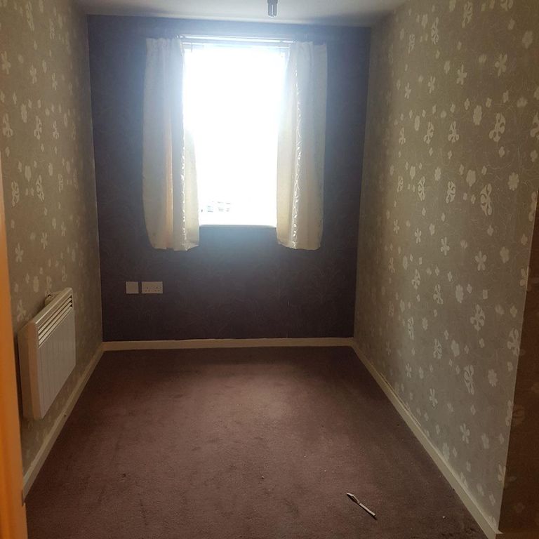 Additional image 6 of 2 bed flat for saleApartment, Brompton Road, Hamilton LE5