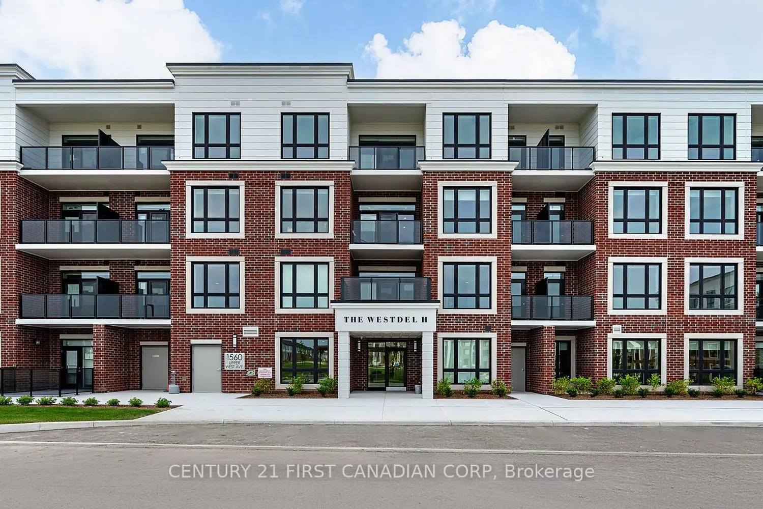 1560 Upper West Avenue 206