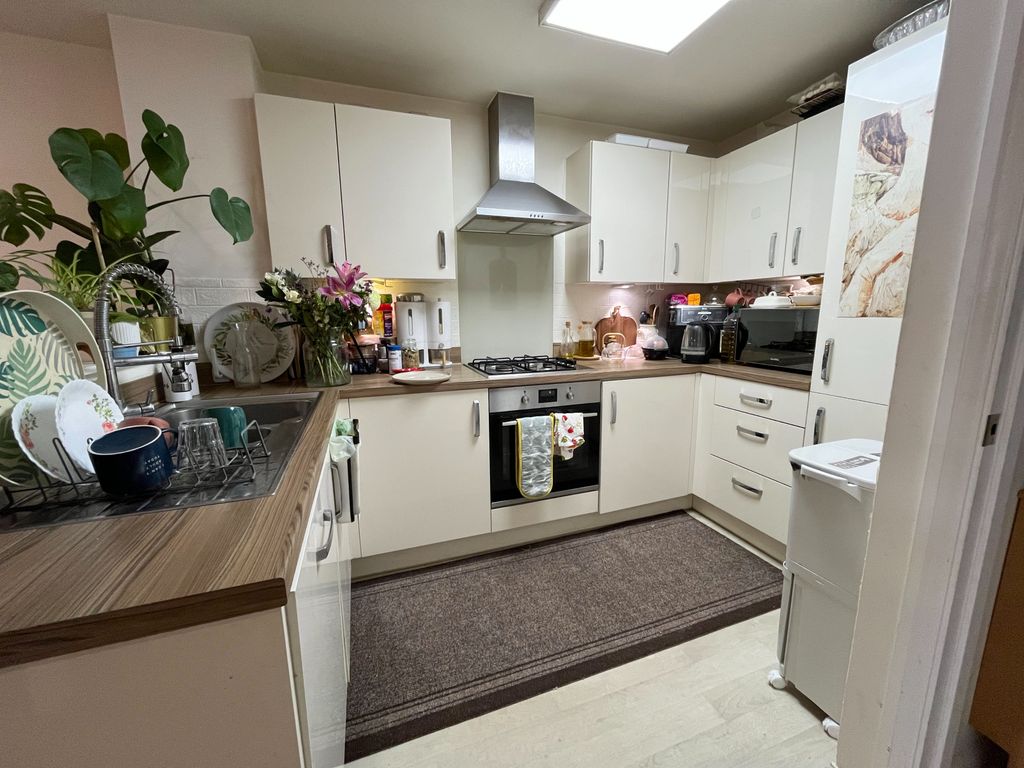 Additional image 4 of 4 bed semi-detached house for saleGregory Way, Wigston LE18