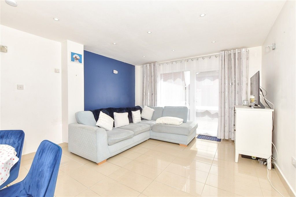 Additional image 3 of 2 bed terraced house for saleGeorge Street, Portsmouth, Hampshire PO1