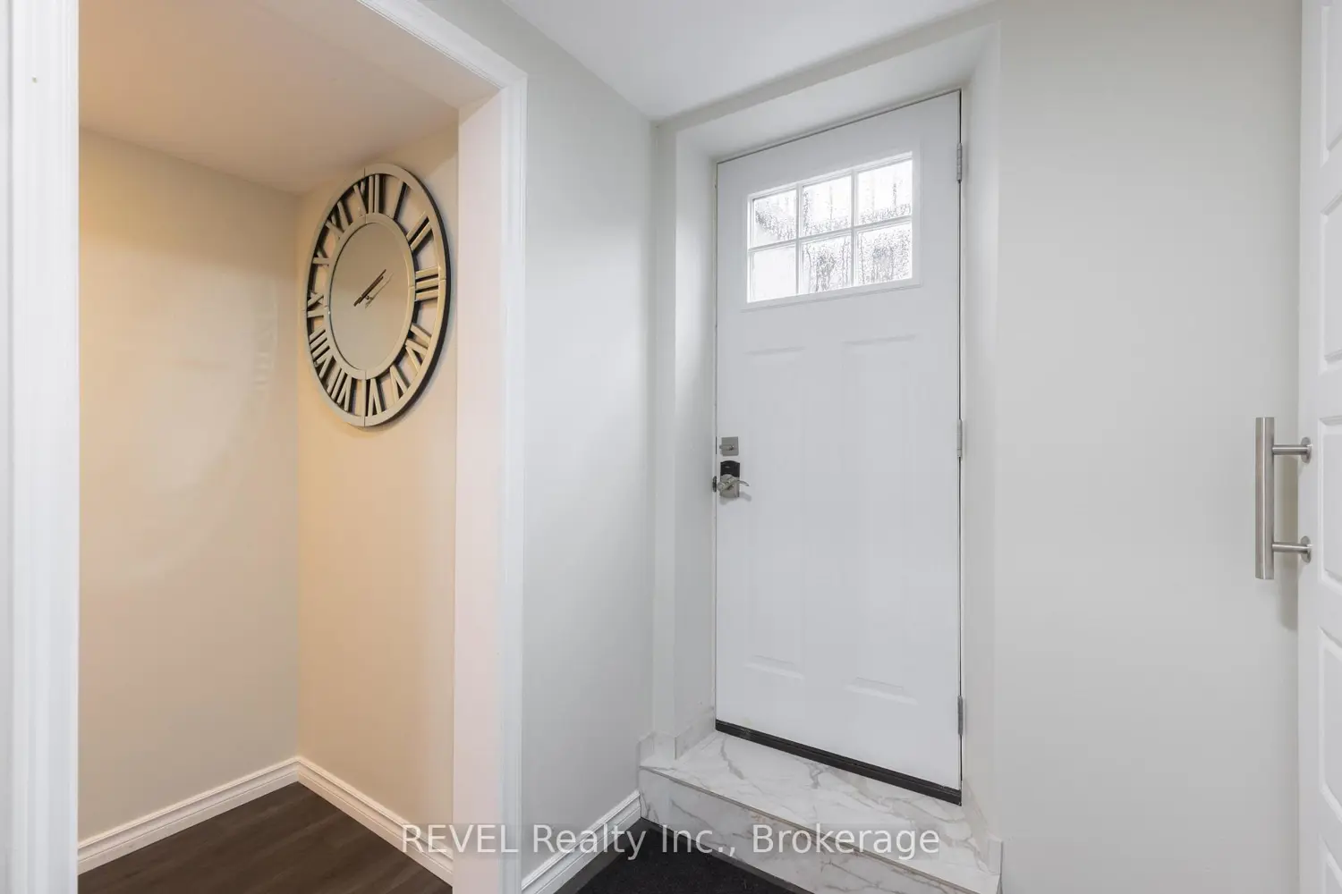 Additional image 6 of 7819 Pender Street
