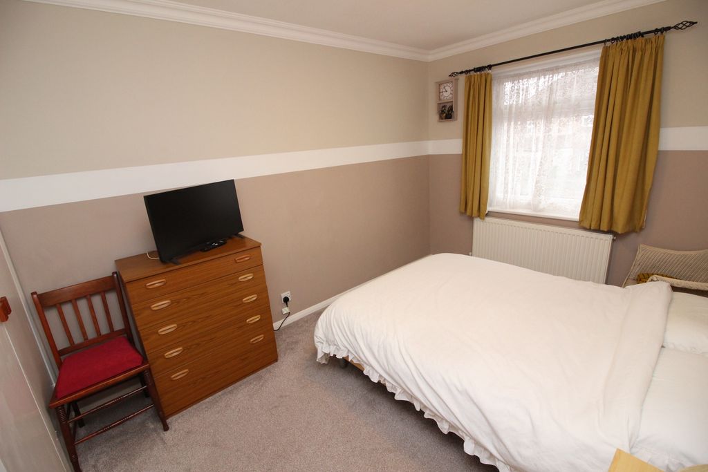 Additional image 6 of 3 bed semi-detached house for saleBurnham Drive, Worcester Park KT4