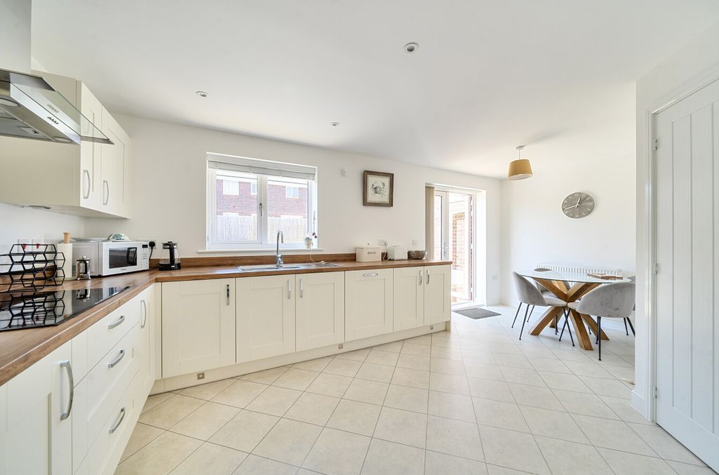 Additional image 4 of 5 bed detached house for saleHarrison Way, Rownhams, Southampton, Hampshire SO16