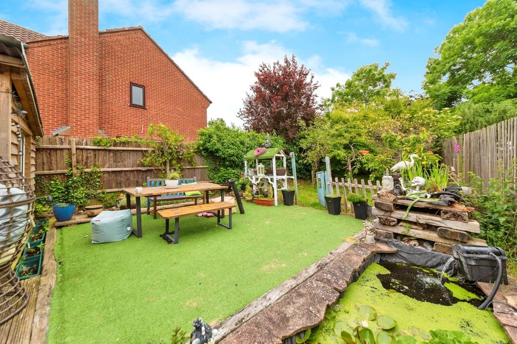 3 bed end terrace house for saleWoolsthorpe Road, Woolsthorpe By Colsterworth, Grantham NG33