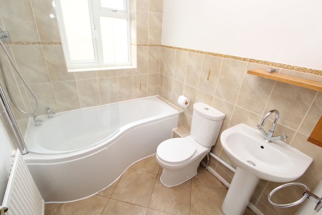 Additional image 12 of 3 bed semi-detached house for salePawley Close, Whetstone, Leicester LE8