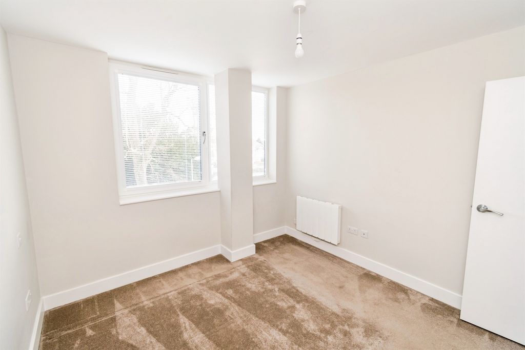 Additional image 10 of 1 bed flat for saleRomsey Road, Southampton SO16