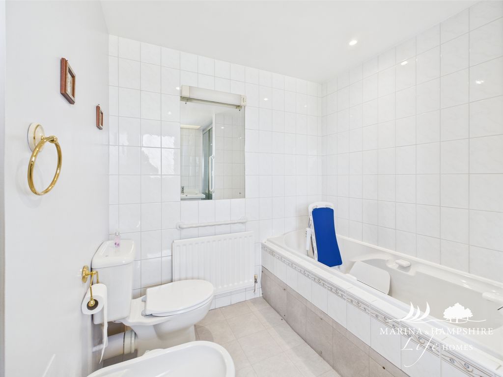 Additional image 24 of 2 bed flat for salePort Way, Port Solent, Portsmouth PO6