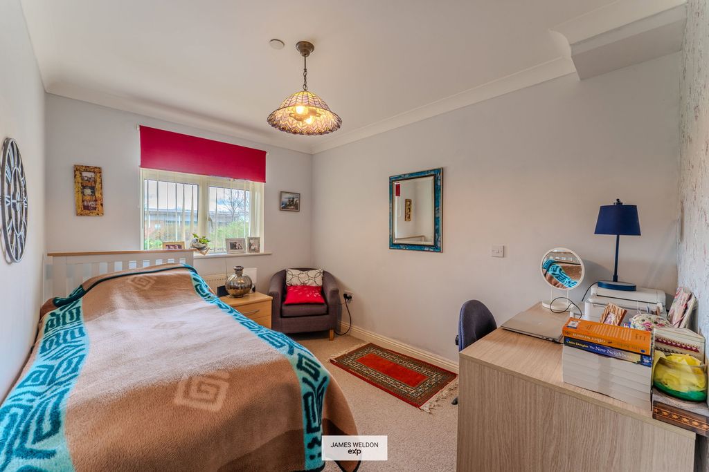 Additional image 12 of 2 bed flat for salePark Lane Court, Park Lane, Wimborne BH21